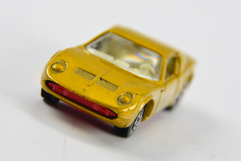Illustration for article titled Matchbox Miura Monday